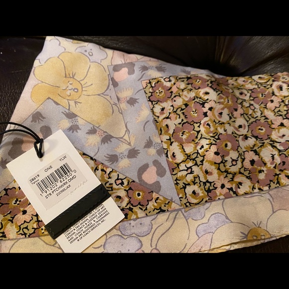 COACH  Diamond Star Patchwork DMD Scarf - Picture 4 of 6